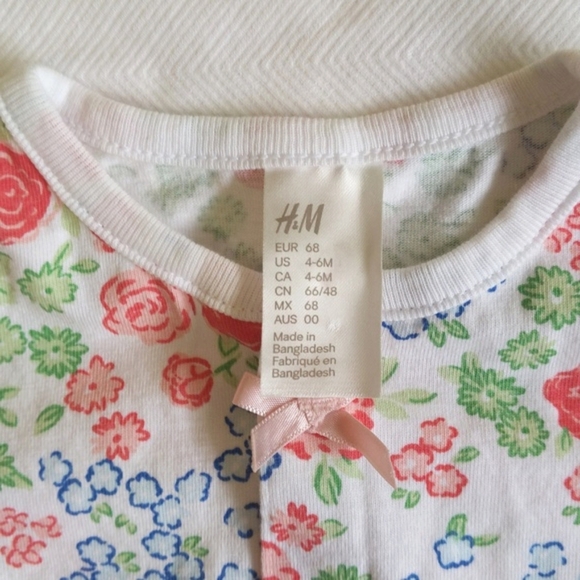 H&M floral cotton snap footless sleeper jumpsuit pajamas 4-6 months baby girl - Picture 4 of 6